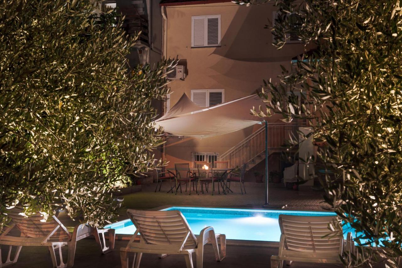 Apartments Colak Задар Екстериор снимка